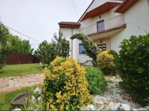 Casa zona rezidentiala