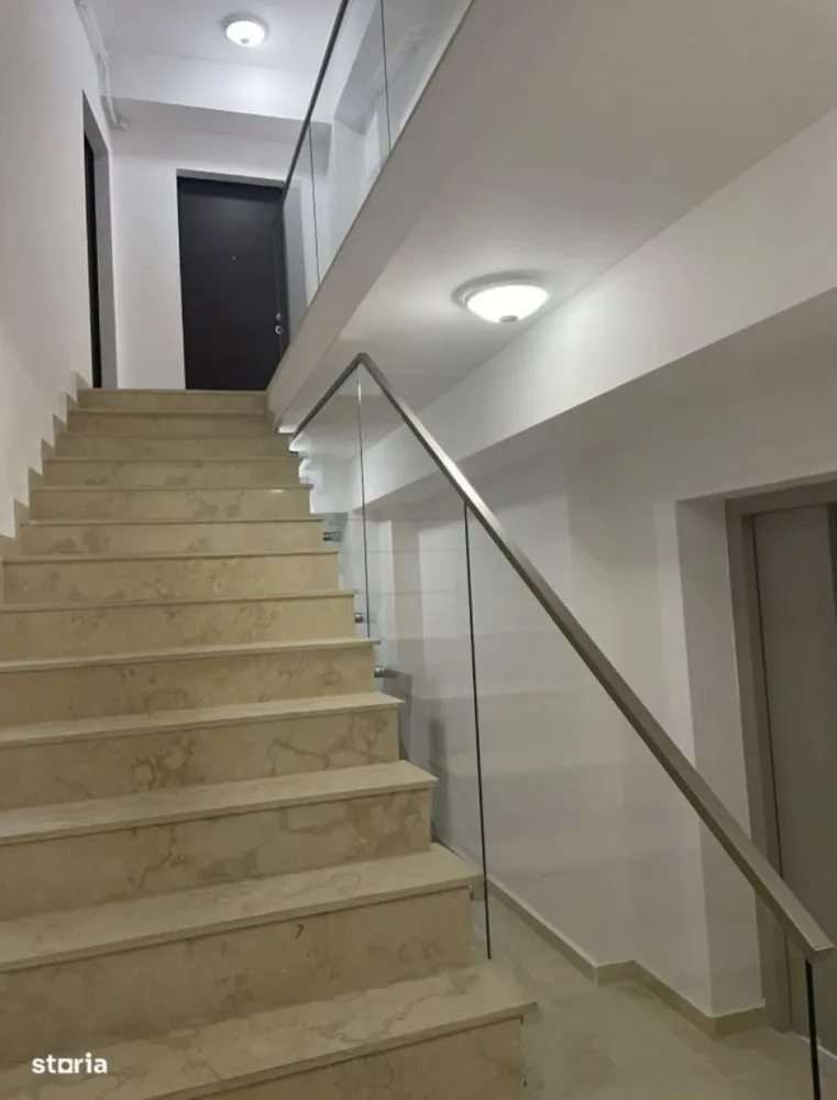 Ap Premium la cheie in bloc nou, Mamaia Statiune Constanta - DIRECT PROPRIETAR...FARA COMISION...FARA TVA! 0️⃣7️⃣2️⃣2️⃣4️⃣4️⃣4️⃣6️⃣6️⃣6️⃣ Vând Apartament Premium in blocul GOOD MOOD RESICENCE in Statiunea Mamaia LA CHEIE / LIBER / ACTE GATA DE VANZARE ! Adresa exacta:BULEVARDUL MAMAIA nr.455 CONSTANTA Vis a vis de Hotel Olt,club Scandinavia,hotel Rex Apartament Semidecomandat 2 camere la etaj 4 50mp utili/60mp construiti cu 2 balcoane vedere spre mare si lac Se vinde amenajat si mobilat/utilat LUX la cheie,Totul nou! (POZE REALE din Apartament...NU din reviste sau caracter orientativ) Bucatarie MDF si sticla pe comanda cu centrala si frigider incastrate! Perete sufragerie piatra naturala ONIX Perete Dormitor Stejar soma cu dressing ascuns Baie cu geam... Contorizare separata si centrala Gaz (contracte individuale persoana fizica la curent,gaz si digi) Lift,acces securizat si supraveghere video BLOC NOU racordat la toate utilitatile orasului Constanta PRET 119.000 EURO NEGOCIABILACCEPT CREDIT SAU PRIMA CASA ! Mai multe detalii si poze telefonic sau whatsapp
