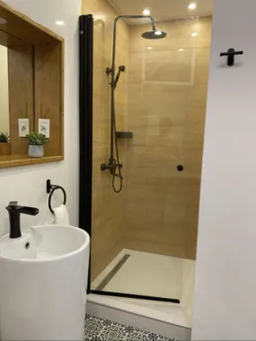 Proprietar vand ap2 camere in centrul Constantei/Parcul Primariei