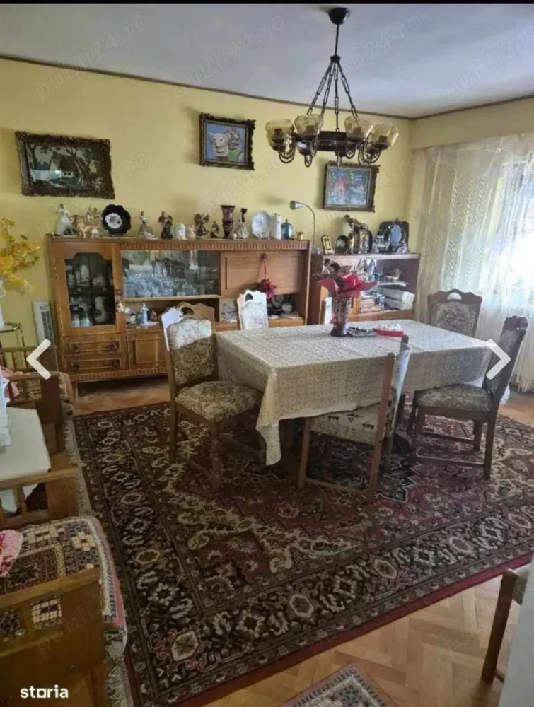 Vând sau schimb ap 3 camere - Vând sau schimb ap 3 camere 66 mp decomandat etaj 4 situat in cartierul micro 16 strada iasomiei cu toate utilitățile necesare preț 65.000 sau schimb pe apartament 2 camere in micro 15 16 plus diferența Nr telefon (