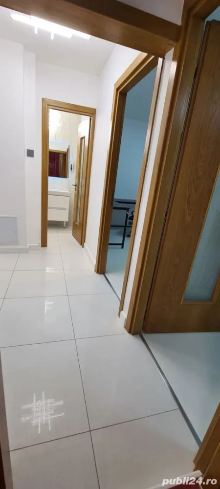 Spatiu de închiriat Bulevardul Constantin Brâncoveanu - Spatiu de închiriat la parter linga metrou. Este un apartament de 3 camere decomandat 2 bai cu centrala proprie are 82 mp utili renovat recent prima închiriere cu contract la ANAF pe termen foarte lung.1+1 chirie este de 1100 
Laura
