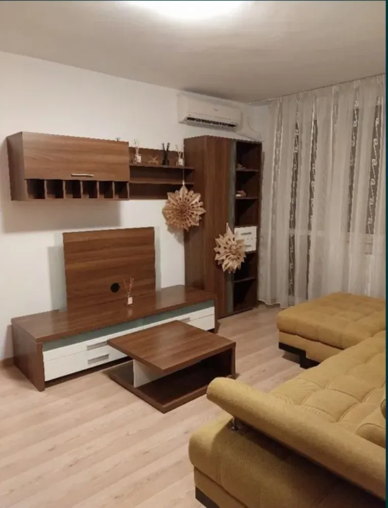 Ap. 2 cam. de inchiriat , 51 mp Et 8 Sector 2 Zona Obor - Agentia Europa inchiriaza un apartament 2 camere cu o suprafata utila de 51 mp situat in zona Obor - Sector. 2 
Apartamentul este situat la etajul 8 /10 si dispune de - aer condiționat , masina de spălat , aragaz , frigider , mobilier ,dormitor, mobilier bucătărie. 
Disponibil imediat pentru vizionari.