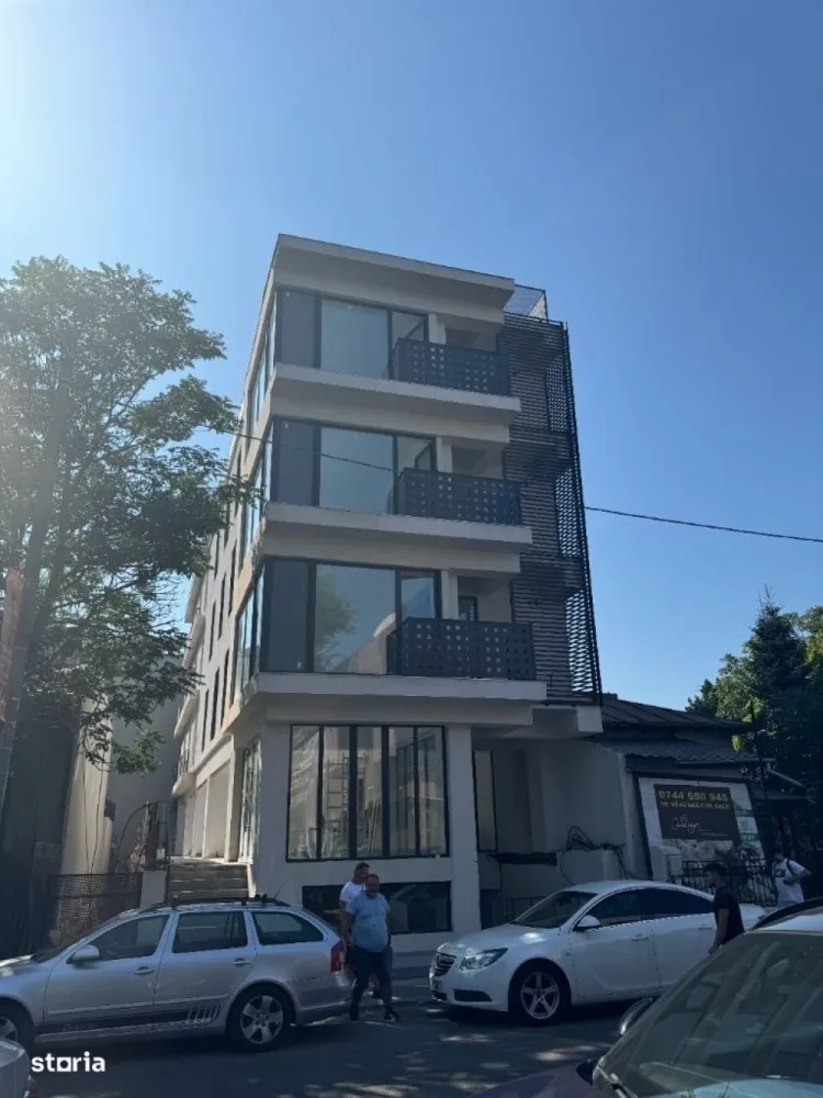 OCAZIE Spatiu comercial / Birouri Piata Floreasca - Se ofera spre inchiriere spatiu comercial birouri - Dorobanti / Pta Floreasca
Dotari:
Centrala termica de apartament
Incalzire in pardoseala
Finisaje premium
Lift
Etaj 1, vedere frontala spre Pta Floreasca
Pret:2500e/luna