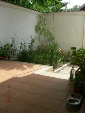 Vilă de vânzare în Sectorul 2, locuit plus potenţial pentru venit pasiv