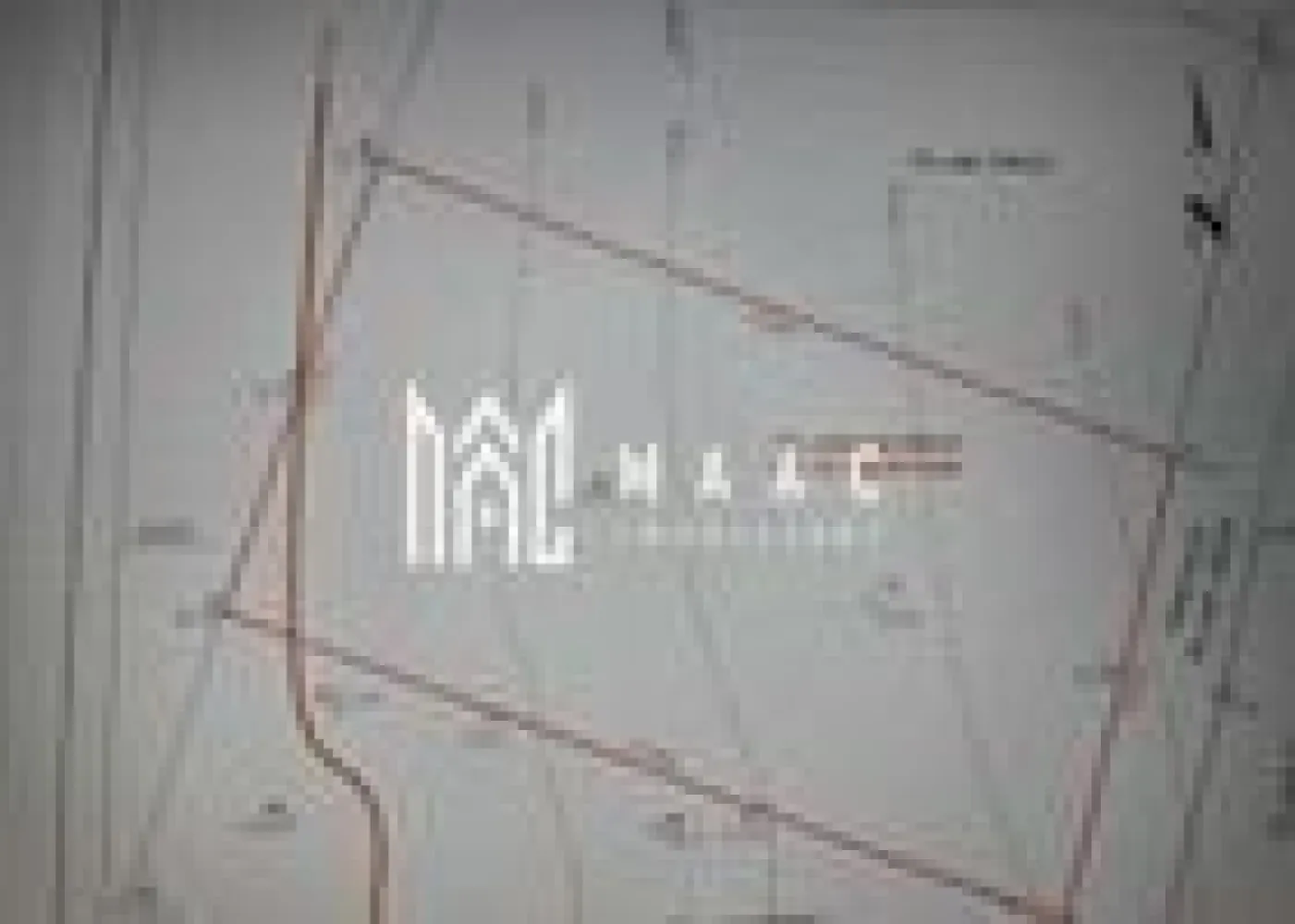 Teren | Intravilan | 600 MP | Tocile - MAAC Imobiliare vă propune spre vânzare un teren intravilan în suprafață de 600 mp, situat în Tocile, Sadu, o zonă apreciată pentru liniște, natură și peisaje deosebite.

Ideal atât pentru construirea unei case de familie, cât și pentru o casă de vacanță, departe de agitația orașului.

Proprietatea oferă un cadru natural plăcut și o poziționare avantajoasă, fiind amplasată între case deja construite, într-o comunitate în dezvoltare.

Caracteristici teren:
suprafață: 600 mp
destinație: locuință individuală / casă de vacanță
deschidere bună și poziționare facilă
acces rapid din drumul județean Cisnădie–Sadu

Utilități și facilități:
apă: la limita terenului
curent electric și canalizare: la aproximativ 130 m
deține ATR (aviz tehnic de racordare) pentru curent trifazic
proiect tehnic complet pentru locuință unifamilială (cu toate avizele incluse)

Avantaje:
vedere panoramică deosebită
la doar 50 m de liziera pădurii
zonă liniștită, ideală pentru relaxare
potrivit pentru locuire permanentă sau casă de vacanță
vecinătăți deja dezvoltate

Localizare:
zonă Tocile – Sadu
acces facil către Cisnădie și Sibiu
cadru natural, perfect pentru iubitorii de aer curat și liniște

Pentru mai multe informații sau pentru programarea unei vizionări, contactați-ne specificand: ID: CP3066404.