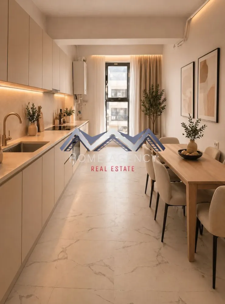 Apartament – Otopeni central | Direct Dezvoltator | Comision 0 - Vă propunem, spre vânzare, un apartament modern de 2 camere, situat într-un imobil nou (D+P+3) aflat chiar în centrul orașului Otopeni, la maxim 15 minute de mers pe jos de DN1 și viitoarea stație de metrou. Este alegerea ideală dacă îți dorești un cămin confortabil, eficient energetic și cu acces rapid la toate punctele de interes sau dacă vrei o investiție sigură pentru închiriere pe termen lung ori regim hotelier (Airbnb, Booking).

Apartamentul este amplasat într-o zonă centrală, dar liniștită, la doar câteva minute de mers pe jos toate facilitățile de care ai nevoie: restaurante, supermarketuri, bănci, piață, farmacii, transport public etc. Accesul către DN1, Aeroportul Henri Coandă, Centură și viitoarea stație de metrou se face rapid și ușor, ceea ce transformă această locație într-una extrem de practică atât pentru locuit, cât și pentru investiție. În plus, zona se bucură de infrastructură modernizată și de un cadru rezidențial plăcut, cu vecinătăți selecte.

Imobilul se remarcă printr-o compartimentare practică și bine gândită, care asigură confort și funcționalitate în fiecare încăpere. Livingul este luminos și aerisit, cu acces direct spre balcon, ceea ce adaugă un plus de spațiu și luminozitate. Bucătăria este închisă, oferind intimitate și un spațiu separat pentru gătit, și, precum dormitorul, beneficiază de acces spre o terasă generoasă de 7.71 mp – un loc ideal pentru relaxare sau momente petrecute în aer liber. Baia este complet utilată și finisată cu obiecte sanitare moderne.

Confortul termic este asigurat de centrală proprie și de sistemul de încălzire prin pardoseală, care oferă un climat uniform și economic în întreaga locuință. Toate utilitățile sunt contorizate individual (apă, gaze, electricitate) și racordate la rețele publice de canalizare și infrastructură. 

Prețul afișat este final, include TVA și un loc de parcare subteran.
Comision 0 (Achiziție direct de la dezvoltator)
Apartamentul se vinde nemobilat, unele poze reprezintă sugestii de amenajare.

Programează acum o vizionare cu echipa de vânzări!