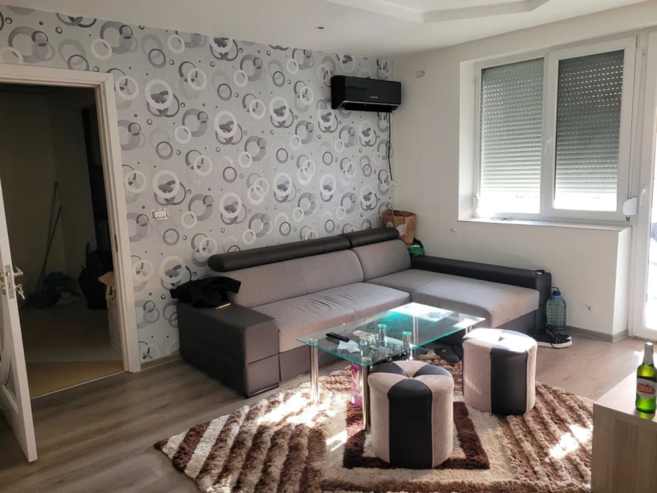 Apartament renovat zona Mall City et.2!bloc cărămidă! - Apartament Neajlov2 sc C!50m p!plus 5,5 mp de balcon ete spre alee ,foarte liniștit et 2!renovat gheamuri termopan, climatizare.