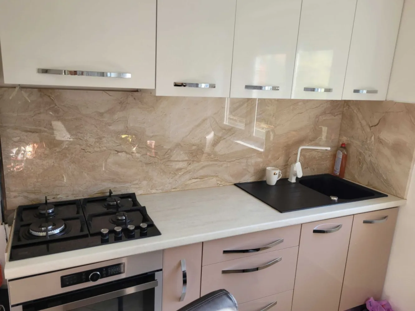 Apartament renovat zona Mall City et.2!bloc cărămidă! - Apartament Neajlov2 sc C!50m p!plus 5,5 mp de balcon ete spre alee ,foarte liniștit et 2!renovat gheamuri termopan, climatizare.