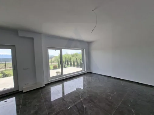 Casă moderna premium 195 mp utili cu garaj și teren 815 mp în Selimbar