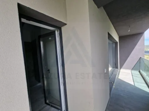 Casă moderna premium 195 mp utili cu garaj și teren 815 mp în Selimbar