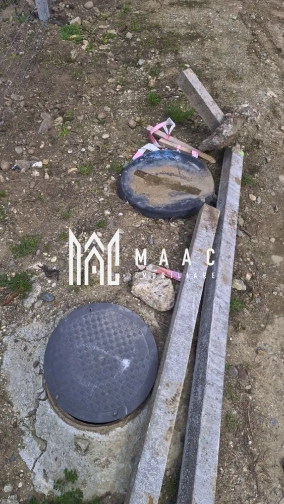 Teren Intravilan I 464 MPU I Talmaciu Zona Centrală - MAAC Imobiliare va ofera spre vanzare teren in zona centrala a orasului cu acces facil din DN7, dar nu la stradă pentru a fi deranjat de trafic.

- zona foarte buna cu un potential foarte mare de dezvoltare.

- teren intabulat 

- 1 minut pana la DN7

- 2 minute pana in centru

- 5 minute de mers pe jos pana la dispensar, laborator analize, biserici, gara CFR, magazine alimentare si nealimentare

- 7 minute de mers pe jos pana la scoala, liceu, primarie

- 20 km pana in Sibiu

- supermarket si centru medical aflate în apropiere 7min de mers pe jos

- tip teren: intravilan, fără interdicții, liber de sarcini.

- suprafata : 464 mp

- deschidere la un singur front : 27 ml

- utilitati apa curenta si canalizare trase pe teren, curent in imediata apropriere max 10 m,

- teren drept si curat

- POT MAXIM ADMIS: 50%

- CUT: 2.5

- INALTIME MAXIMA ADMISA: 20m

Pentru mai multe detalii specificatii telefonic ca ati vazut anuntul cu ID:CP2501621