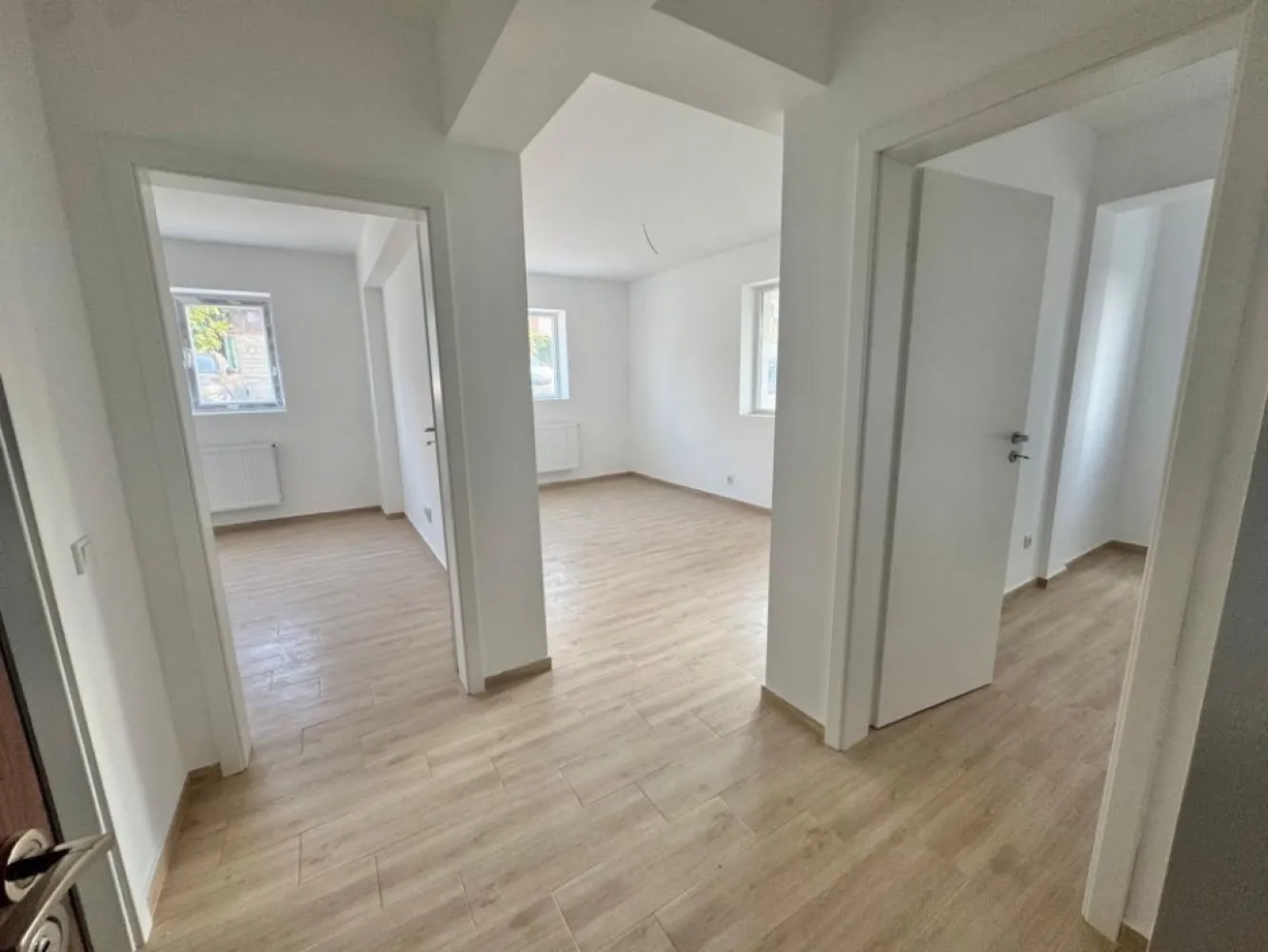 Apartament 2 camere Militari Residence mutare imediata