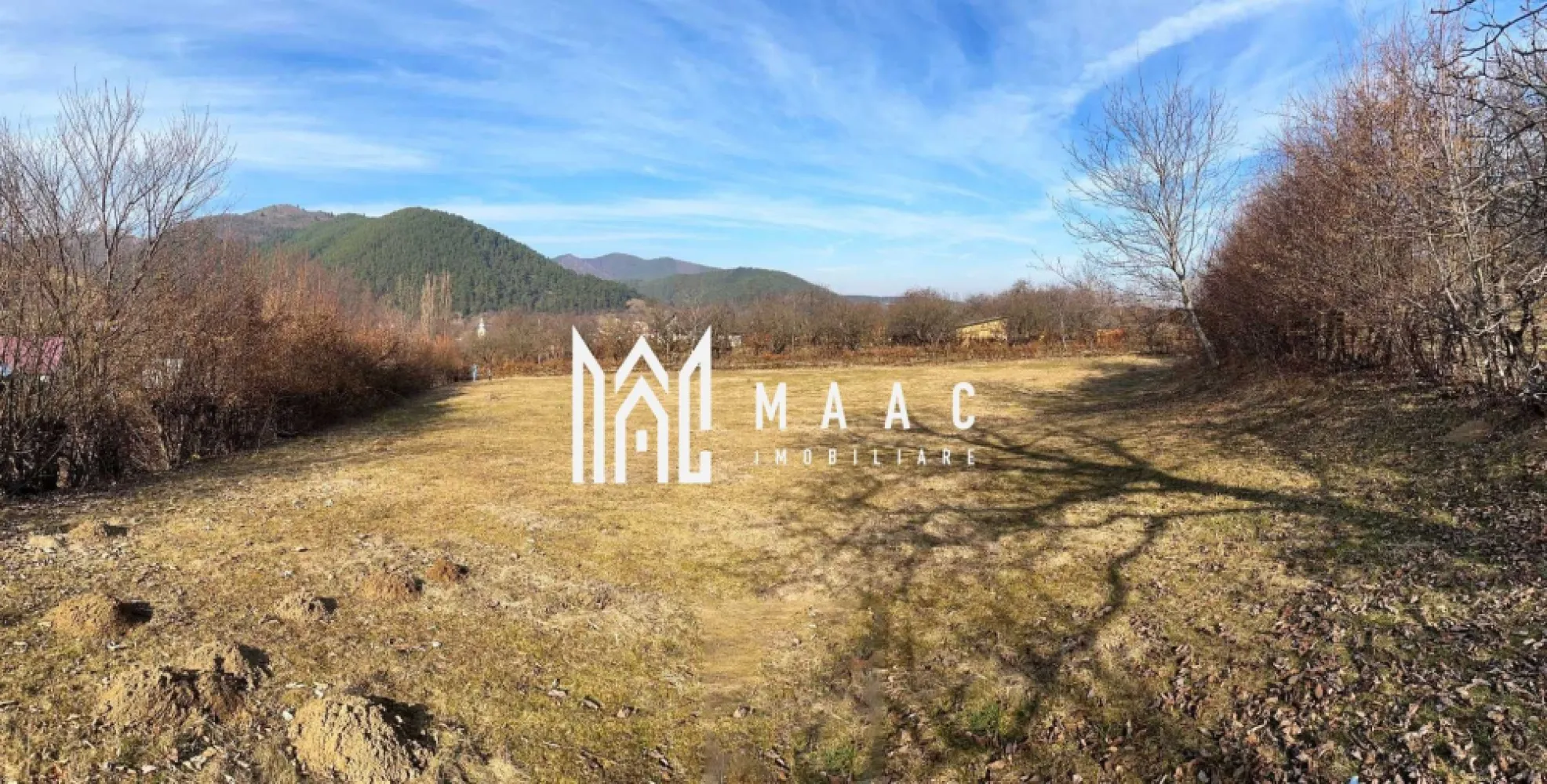 Teren | Intravilan I 2300 MP I Utilitati | Rasinari - MAAC Imobiliare vă propune spre vânzare un teren intravilan situat în zona Rășinari, într-un cadru natural deosebit, înconjurat de livezi cu pomi fructiferi și cu o priveliște panoramică superbă către munți. Proprietatea este ideală atât pentru investiție, cât și pentru dezvoltarea unei case de vacanță sau a unui proiect turistic într-una dintre cele mai apreciate zone din apropierea Sibiului.

Terenul beneficiază de o deschidere generoasă de 68 ml și este amplasat într-o zonă liniștită, cu aer curat și acces facil către principalele puncte de interes din împrejurimi. Proprietatea dispune de PUZ aprobat, este intabulată și permite construcție cu regim de înălțime P+1+M, oferind multiple posibilități de dezvoltare pentru proiecte rezidențiale sau turistice.

Poziționarea avantajoasă permite acces rapid către municipiul Sibiu, terenul aflându-se la aproximativ 20 de minute cu mașina de centrul orașului și la 25 de minute de Stațiunea Păltiniș, una dintre cele mai căutate destinații montane din județ.

Utilitățile sunt în apropiere, stâlpul de curent fiind amplasat la marginea parcelei, iar gazul, apa și canalizarea se află la aproximativ 100 de metri, facilitând racordarea și dezvoltarea viitorului proiect.

Proprietatea este pretabilă pentru:
-Casă de vacanță
-Cabana
-Căsuțe tip A-frame
-Investiție turistică sau rezidențială

Datorită amplasării excelente, cadrului natural spectaculos și potențialului ridicat de dezvoltare, acest teren reprezintă o oportunitate foarte bună pentru investiții în zona Rășinari.

Pentru mai multe detalii sau programarea unei vizionări, vă rugăm să menționați telefonic că ați văzut anunțul cu CP2432293.