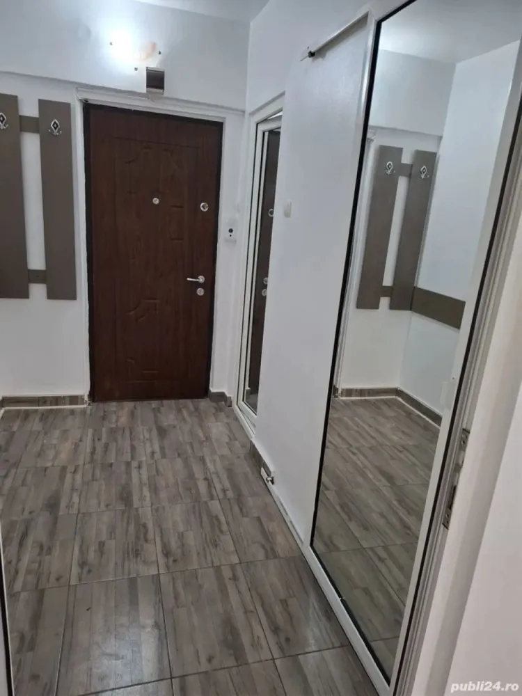 De inchiriat garsoniera pentru birou, bl. A, Tiglina 1, 250 euro - Se închiriază garsonieră situată în zona Țiglina 1A1, la parter, ideală pentru activități de birou, contabilitate, consultanță, sediu firmă sau alte activități administrative.
Spațiul este ușor accesibil și beneficiază de poziționare bună.
- Compartimentare practică
- Parter
- Potrivit exclusiv pentru birouri
Preț: 250 euro/lună.
La incheierea contractului de inchiriere chiriasul va achita o chirie, o garantie egala cu o chirie si comisionul agentiei imobiliare.
Pentru detalii și vizionare: 0746.252.252 Liliana Ene.