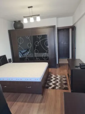 De inchiriat apartament cu 2 camere, bloc Vega, str. Tecuci, 550 euro