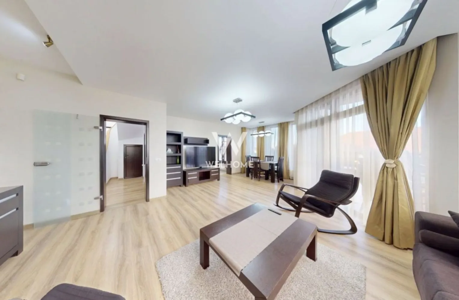 Casa individuala cu pivnita in Sura Mica, zona Salii de sport - Sibiu - Va propunem spre inchiriere o casa frumoasa situata in Sura Mica, zona salii de sport, a scolii.

Casa individuala compusa din:
Pivnita de 12.3 mp.
Parter: birou, baie, camara, living, bucatarie, terasa
Mansarda: Trei dormitoare, 2 bai (dormitor matrimonial cu baie proprie), dressing.
Aer conditionat
Filigorie cu zona de gatit si WC
Garaj pentru 2 masini
Suprafata totala teren - 661 mp
Suprafata curte libera - 463 mp

Se inchiriaza mobilata si utilata ca in poze

Chirie lunara: 1300 euro.
Comision client 50% din valoarea unei chiri lunare.