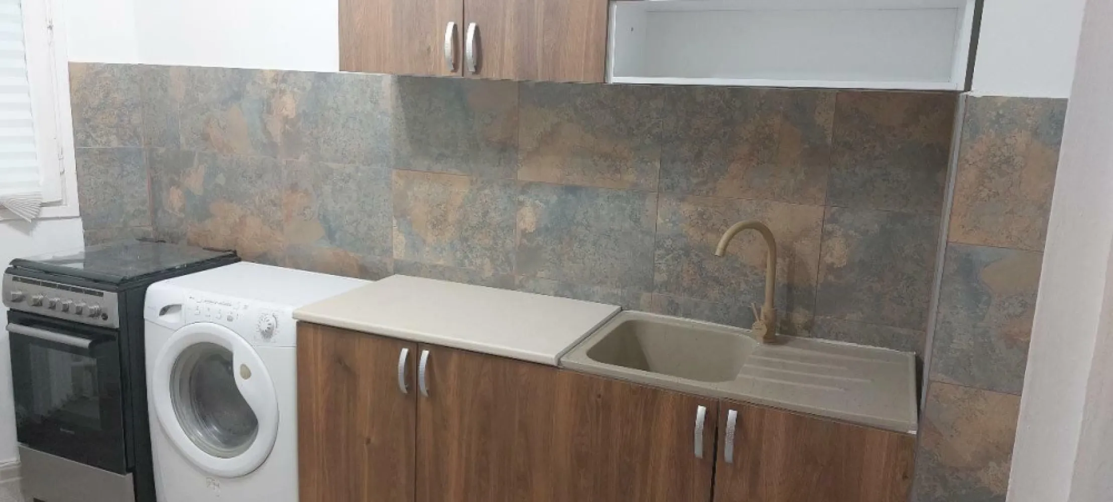 Apartament 2 camere Liviu Rebreanu -TITAN | Metrou | Renovat | Proprietar - TITAN 2 min. metrou, Liviu Rebreanu, et. 4/10, bloc reabilitat termic, semidecomandat, mobilat, utilat, liber, 1+1, direct proprietar, exclus intermediari, vecinatati: Mega Image, metrou Titan, parc IOR, Lidl, piata Minis, Auchan, ParkLake