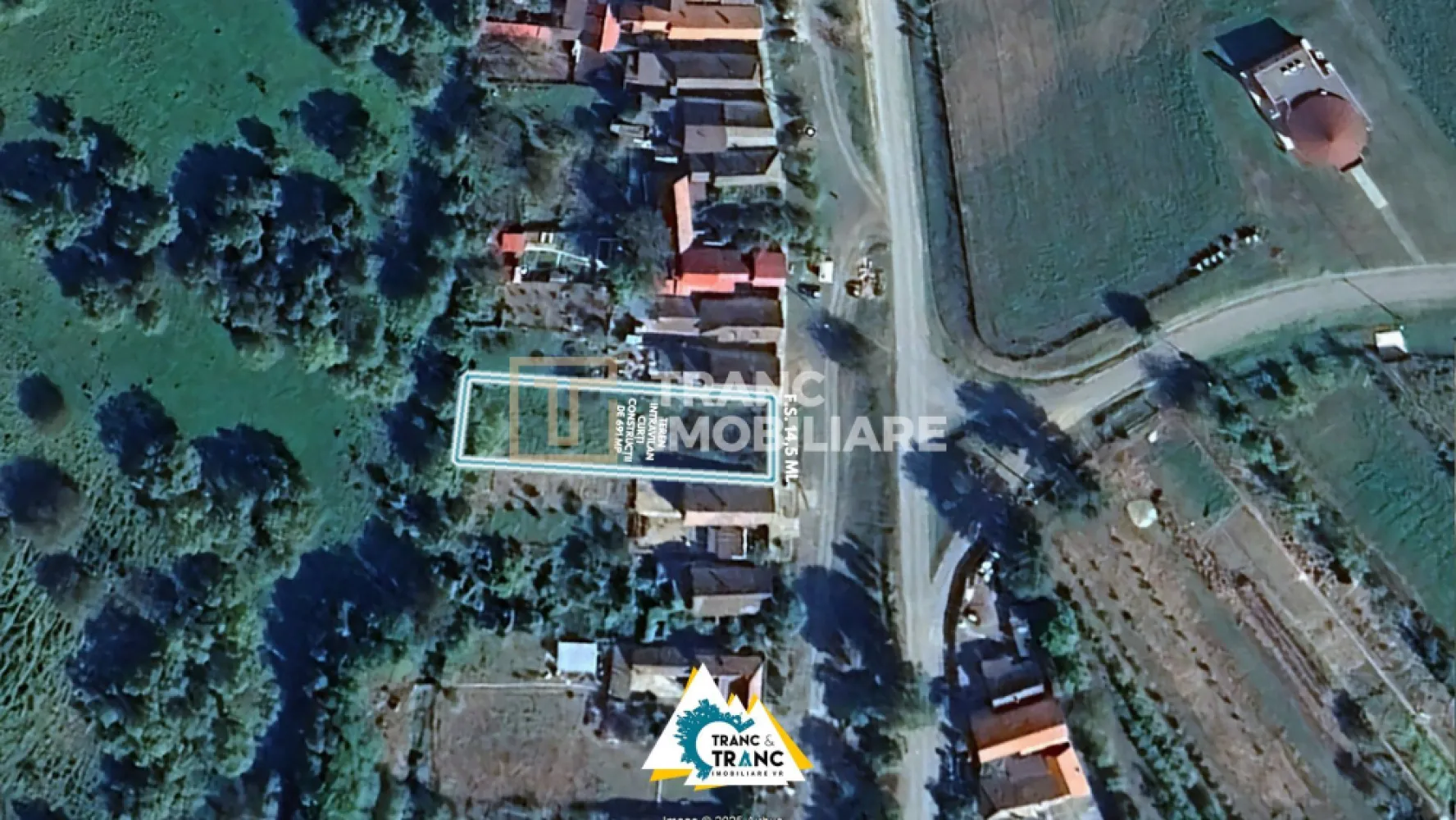 Teren intravilan intre case de 691 mp si fs de 14.5 ml in Zabrani - Teren intravilan intre case de 691 mp si fs de 14.5 ml in Zabrani

Teren intravilan intre case de 691 mp si fs de 14.5 ml in Zabrani

Visezi sa iti construiesti propria casa de locuit sau de vacanță într-o zonă liniștită, dar cu acces rapid către Arad, Timișoara și Lipova? Îți propunem un teren intravilan curți-construcții de 691 mp, cu un front stradal de 14,5 ml, situat în Zăbrani, la doar 28 km de Arad, 48 km de Timișoara și 13 km de Lipova.

Se află între case și beneficiază de toate utilitățile: apă, canalizare, gaz și curent, toate la stradă.Terenul dispune de un plan de casă și fundație săpată. 

Este ideal pentru construirea unui cămin primitor pentru familie, a unei case de vacanță sau chiar a unei proprietăți pentru închiriere în regim hotelier sau pe termen lung. De asemenea, poate fi folosit pentru dezvoltarea unui proiect de case A-frame. Zăbrani este o localitate bine dezvoltată, cu magazine alimentare, școală, grădiniță, cabinet medical, farmacie și transport către Arad și localitățile din apropiere.

Zona este renumită pentru peisajele sale pitorești și atmosfera relaxantă, fiind perfectă pentru cei care își doresc un stil de viață liniștit, aproape de natură, dar cu toate facilitățile necesare la îndemână.

Această proprietate reprezintă o oportunitate excelentă pentru cei care vor să se bucure de confort, liniște și un cadru natural deosebit. Pentru detalii sau vizionare, nu ezita să ne contactezi!