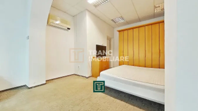 Spațiu de birouri / apartament cu 3 camere de închiriat – Arad