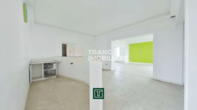 Clădire emblematică rara cu 13 camere pe Calea Victoriei | Ideal locuit/clinică