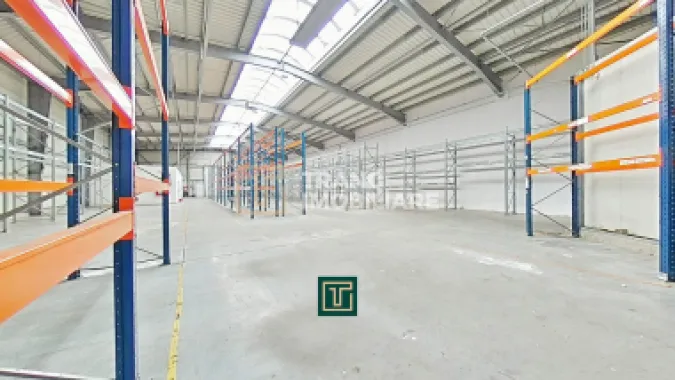 Hală industrială 824 mp de vânzare în Zona Industrială Sud Arad – acces rapid A1