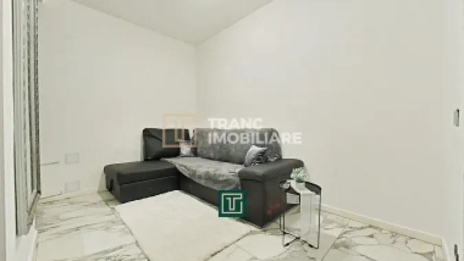 Apartament modern cu 2 camere de închiriat – Bulevardul Revoluției, Arad