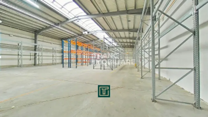 Hală industrială 824 mp de vânzare în Zona Industrială Sud Arad acces rapid A1