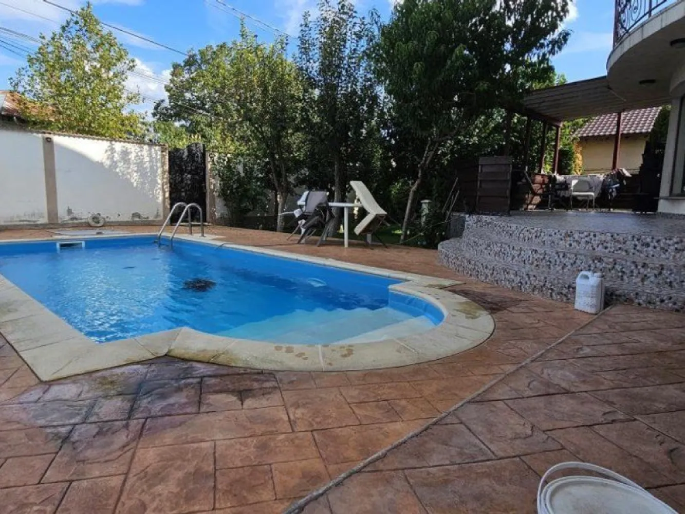 Glina vila noua 6 camere cu piscina