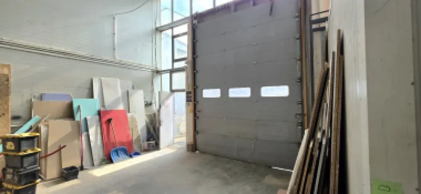 Republica spatiu industrial 200 mp de inchiriat