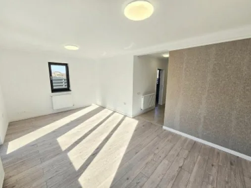 Vila tip duplex de vânzare – Glina, Ilfov 4 camere particular