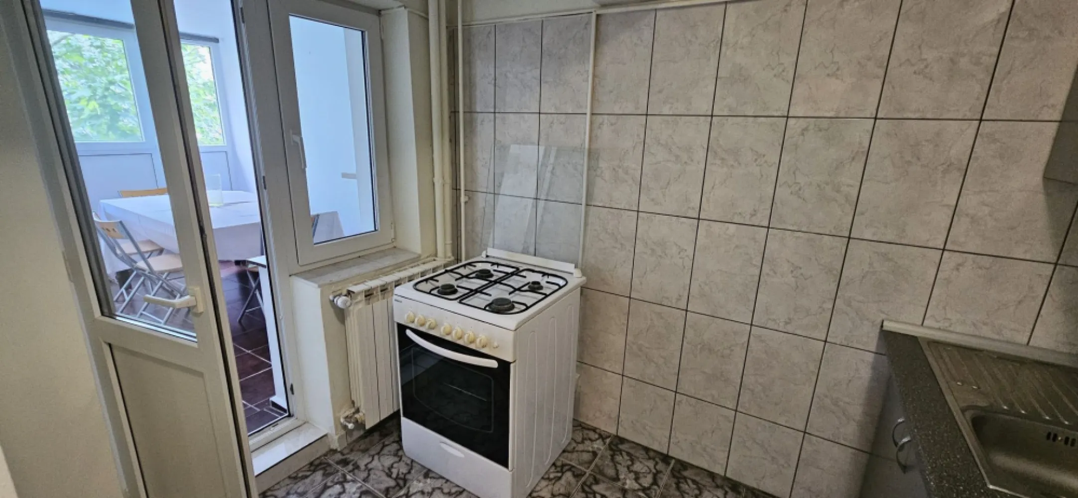Unirii Alba Iulia de inchiriat apartament 2 camere mobilat si utilat