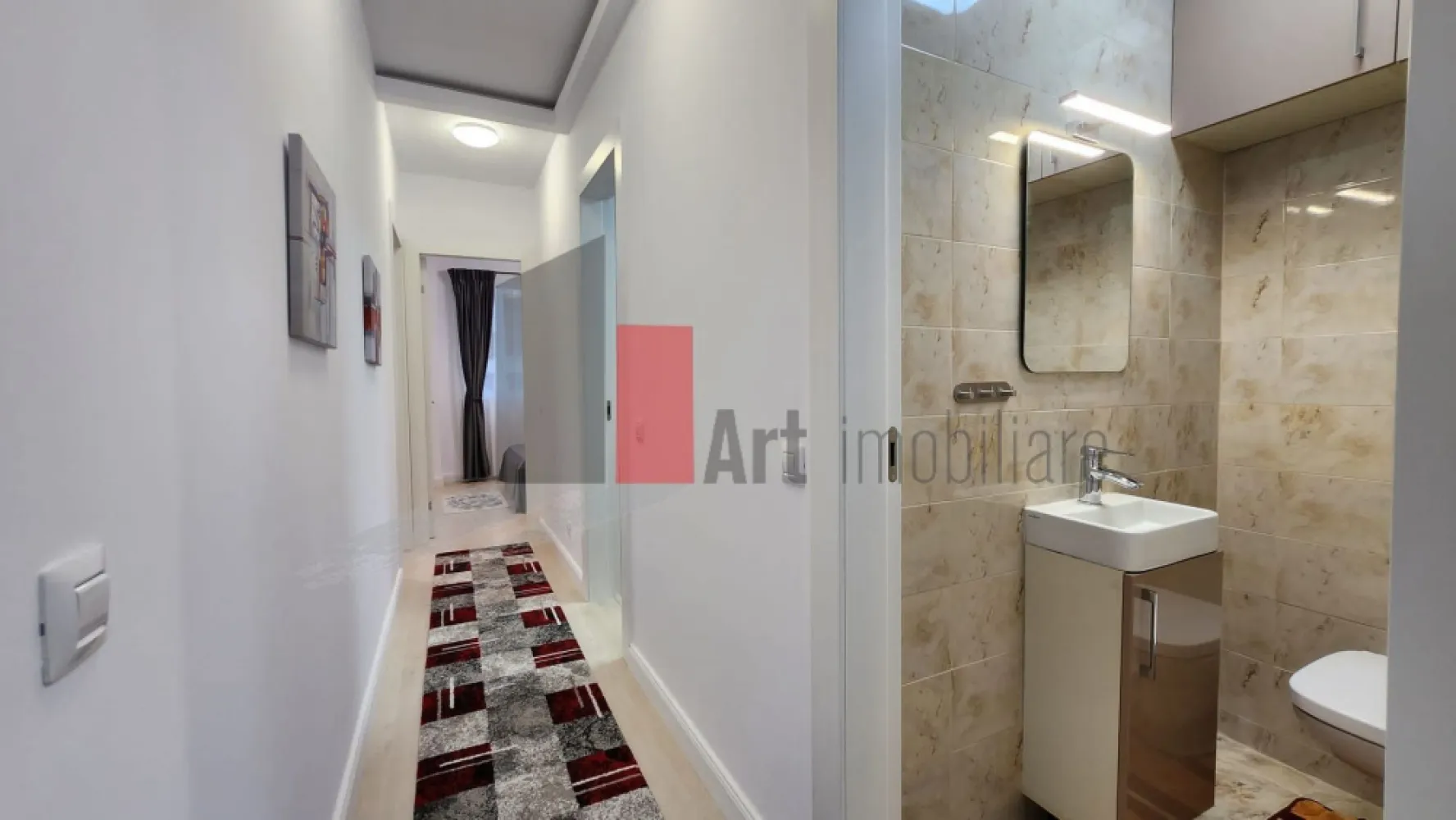 APARTAMENT 3 CAMERE LUX FLOREASCA - Va oferim spre vanzare un apartament de 3 camere decomadate situat in zona Floreasca.
 Se afla intr-un bloc de apartamente construit in anul 2022,la etajul 4 din 9 si detine o 
suprafata de70mp si terasa de 8mp.
 Apartamentul este format din living , 2 dormitoare , bucatarie ,baie, hol, terasa. 
 Apartamentul se vinde mobilat si utilat. 
 Apartamentul are loc de parcare in subsolul blocului inclus in pret.
 In apropiere se afla complexul Promenada si metroul Aurel Vlaicu.
 Pentru alte detalii sau imformatii va rugam sa ne contactati la 0722 371 033.