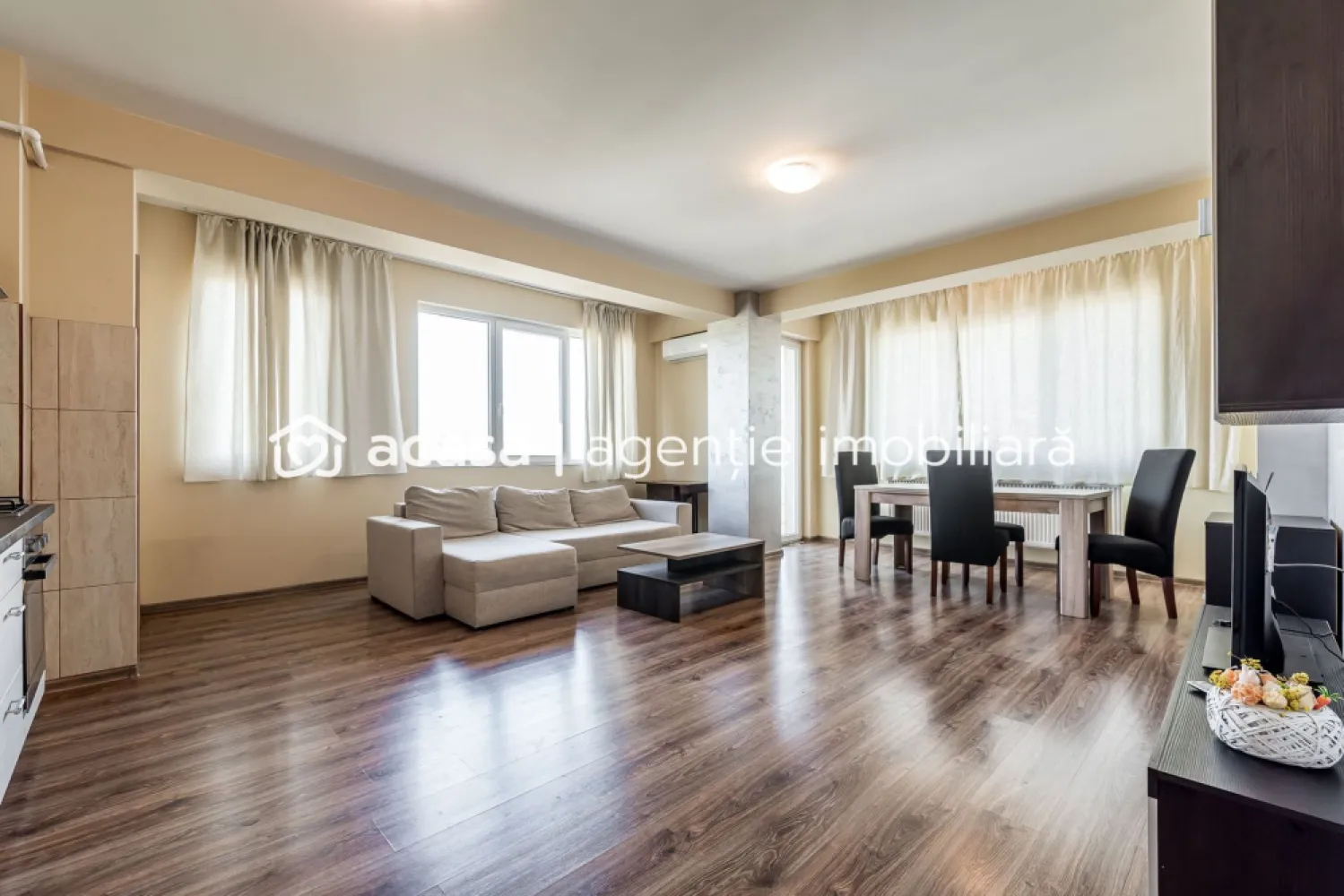VANDUT! 3 Camere | 3 Balcoane | Stil de viață, nu doar un apartament