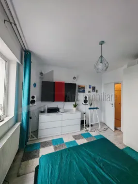Apartament cu 2 camere de vanzare -Pacii-cu centrala