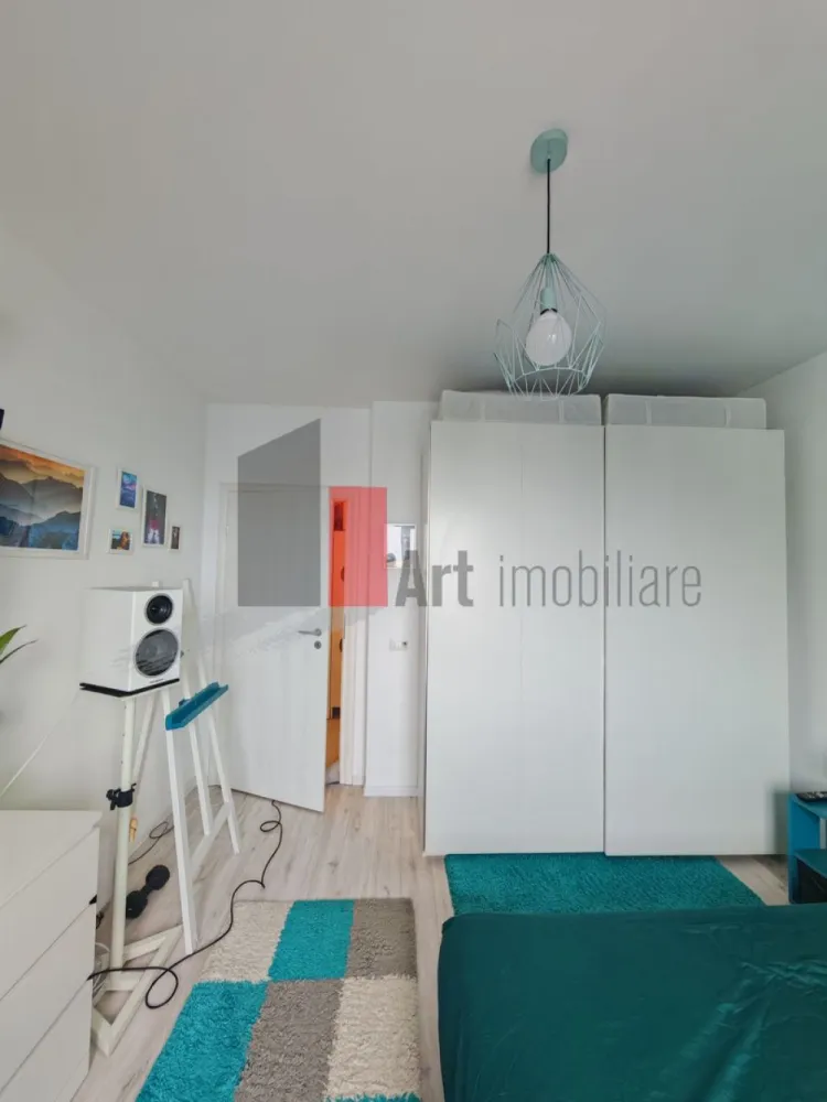 Apartament cu 2 camere de vanzare -Pacii-cu centrala