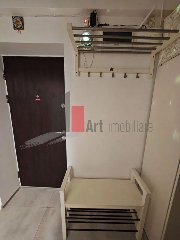 Apartament cu 2 camere de vanzare -Pacii-cu centrala