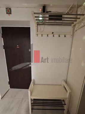 Apartament cu 2 camere de vanzare -Pacii-cu centrala