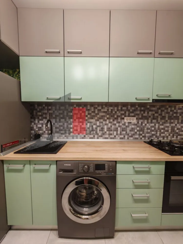 Apartament cu 2 camere de vanzare -Pacii-cu centrala