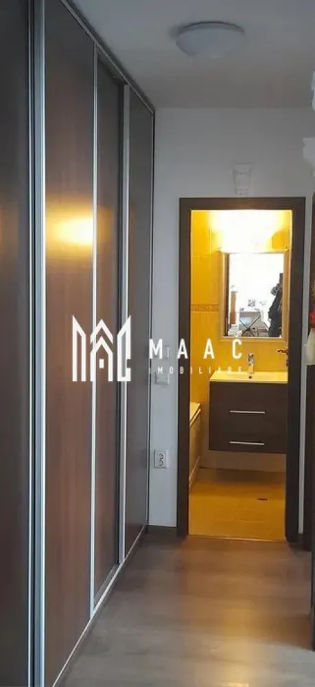 Apartament 3 camere I Decomandat I Etajul 1