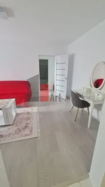 Apartament cu 2 camere de vanzare-1 Decembrie 1918-Titan-Theodor Pallady