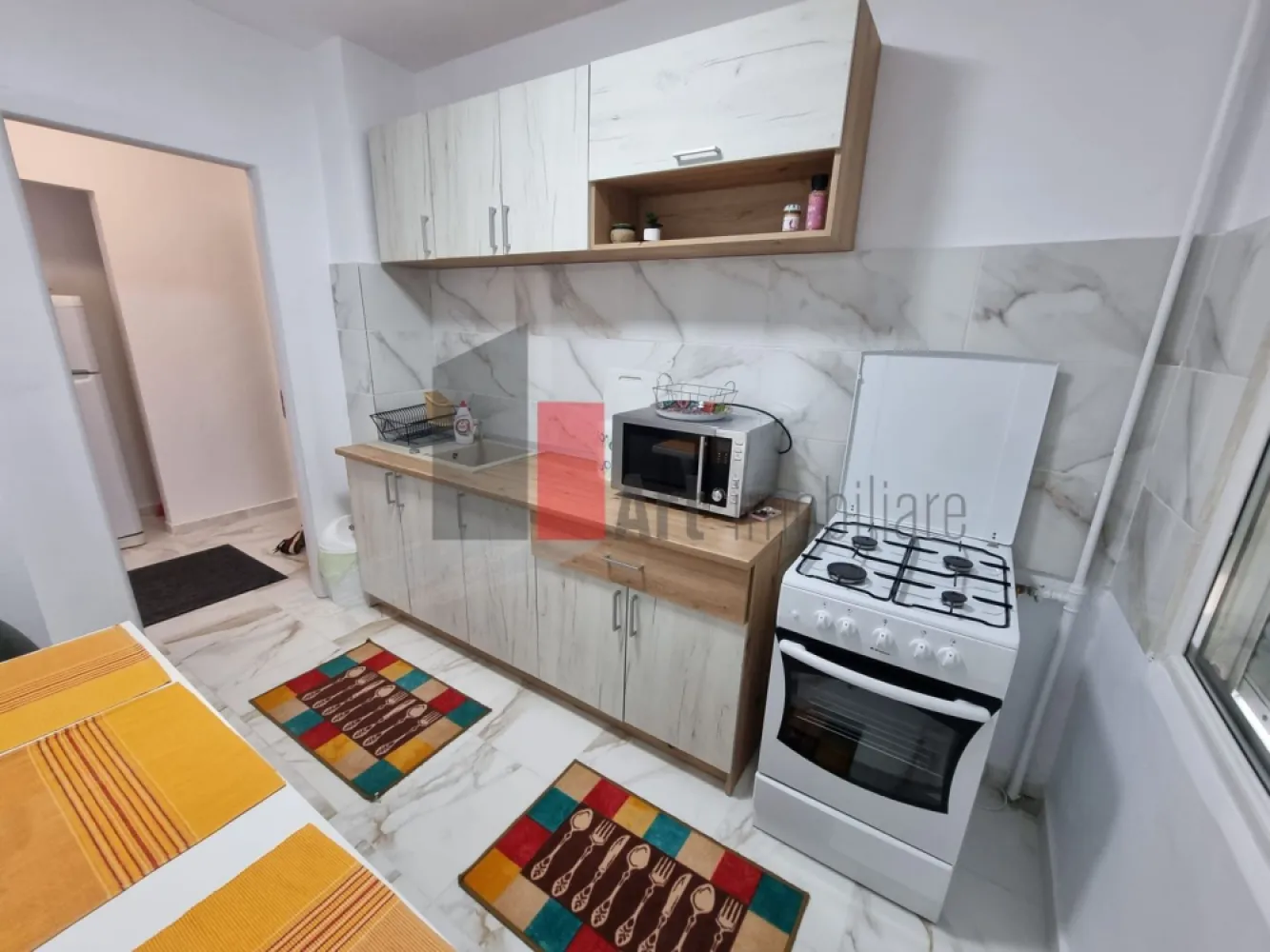 Apartament cu 2 camere de vanzare-1 Decembrie 1918-Titan-Theodor Pallady