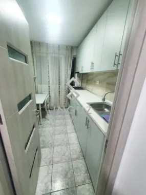De închiriat – Apartament 2 camere decomandat | Metrou 1 Decembrie 191