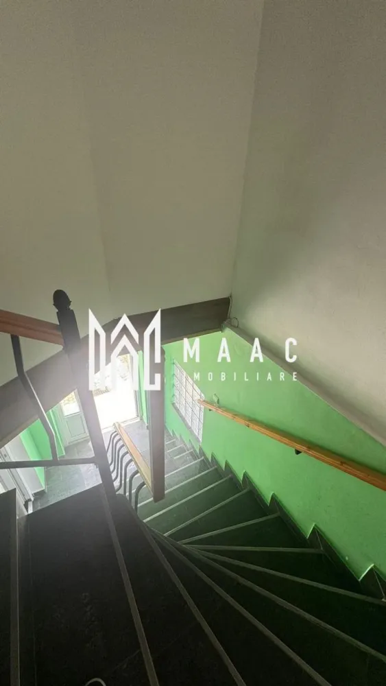 Pensiune la cheie | 229mpu/ nivel | 7 minute de centru sibiului - MAAC Imobiliare va oferă spre vanzare o pensiune complet utilata.
Localizare: Sibiu

Caracteristici și Dotări:
Camere: 13 camere, fiecare cu baie proprie

Spații comune:
Bucătărie complet echipată
Recepție/Bar pentru primirea oaspeților
Terasă spațioasă pentru relaxare
Birou/Oficiu: Spațiu dedicat pentru activitățile administrative

Avantaje și Facilități:
Confort: Fiecare cameră este dotată cu toate necesitățile pentru a oferi un sejur plăcut oaspeților
Utilități: Pensiunea este echipată cu toate utilitățile necesare pentru funcționare, inclusiv 2 centrale proprii
Siguranță: Scară de incendiu și autorizație ISU
Design: Interior modern și funcțional, potrivit pentru o experiență turistică de calitate

Oportunitate de Investiție:
Profitabilitate: Ideală pentru investiție în domeniul turismului, având potențial ridicat datorită numărului mare de camere și facilităților oferite
Localizare: Situată într-o zonă atractivă din Sibiu, care atrage turiști pe tot parcursul anului

Pentru mai multe informații sau pentru a programa o vizionare, nu ezitați să ne contactați, specificand ID: CP2083185