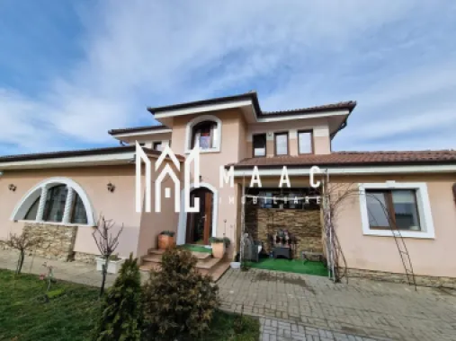 Logo MAAC IMOBILIARE logo