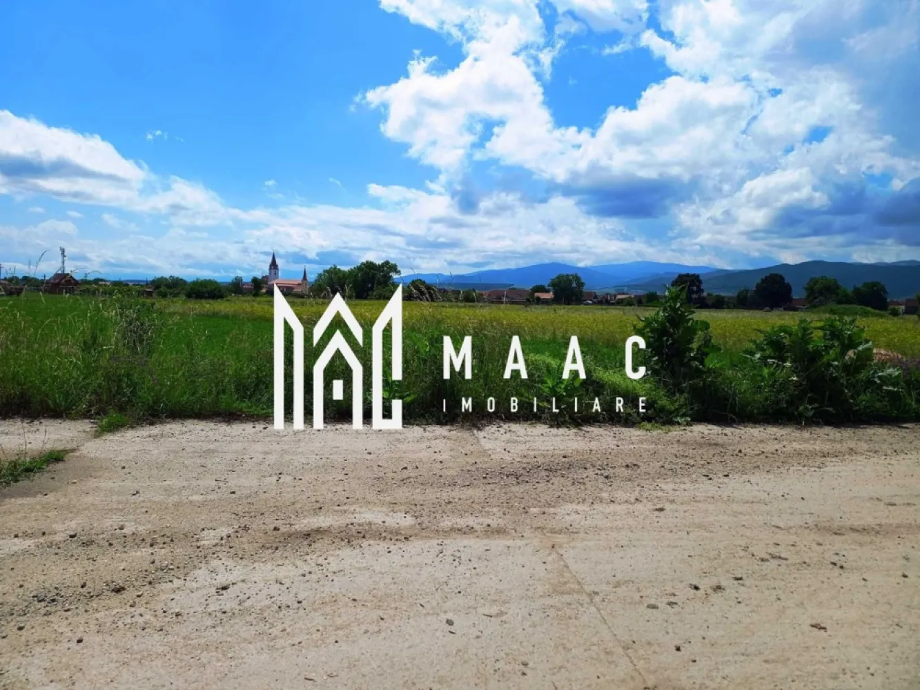Teren intravilan | 680 mp | in Cristian langa Sibiu - Agenția MAAC Imobiliare vă propune spre vanzare un Teren Intravilan

Locație: Cristian, lângă Sibiu

Oferim spre vânzare un teren intravilan de 680 mp, situat în localitatea Cristian, lângă Sibiu. Facilitând astfel accesul rapid către principalele artere rutiere. Accesul la teren se face pe un drum asfaltat, iar toate utilitățile publice (electricitate) sunt disponibile la 120 metri distanță.

Terenul beneficiază de o deschidere generoasă la două drumuri, având 19 metri la drumul principal. Suprafața este complet plană, oferind oportunități multiple pentru dezvoltare. Privelistea asupra împrejurimilor este deosebit de frumoasă, adăugând un plus de valoare acestei proprietăți.

Pentru mai multe detalii precizati telefonic ca ati vazut anuntul cu ID: CP2047018