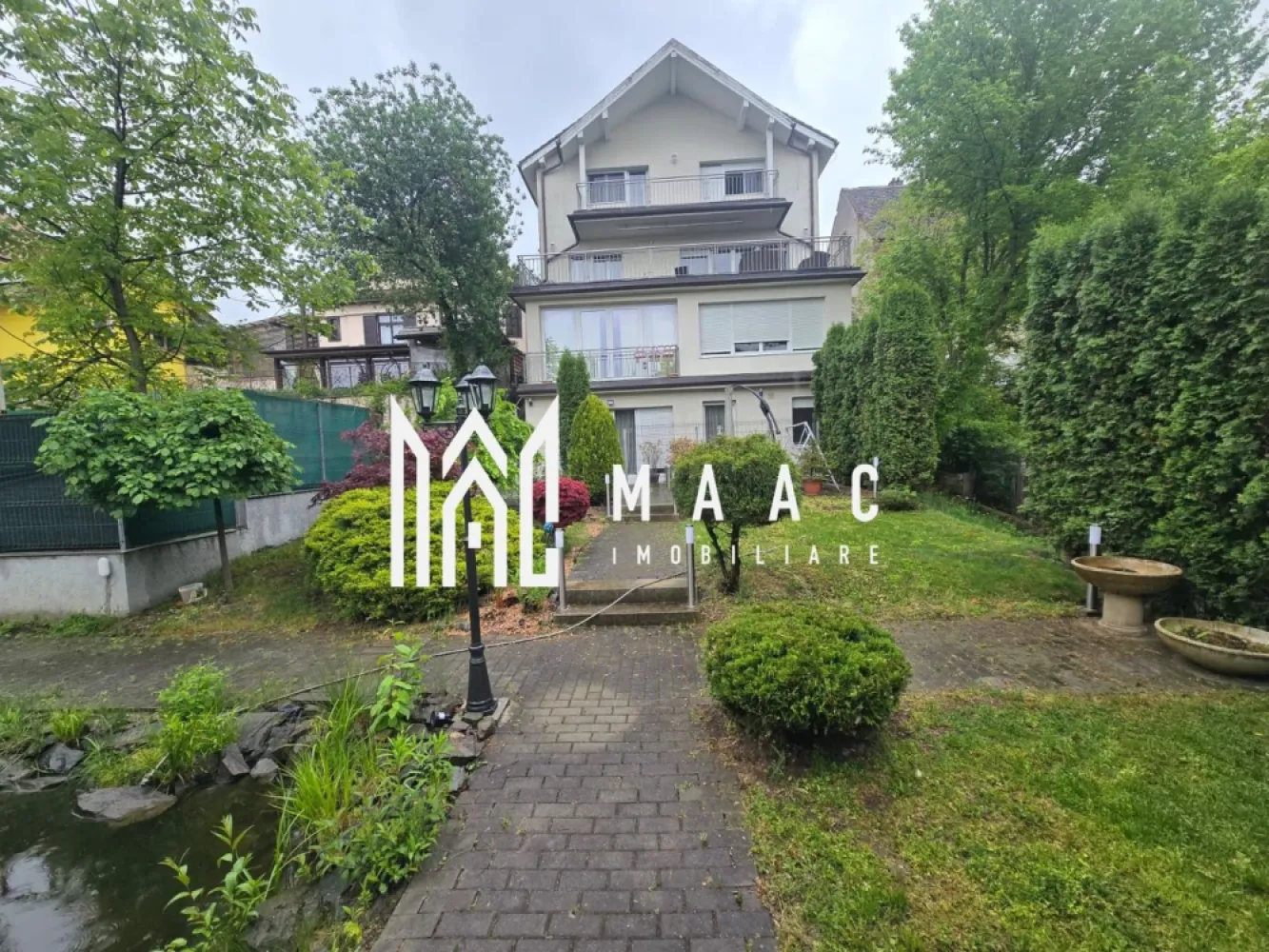 Apartament 2 camere superb cu gradina zona Sub Arini