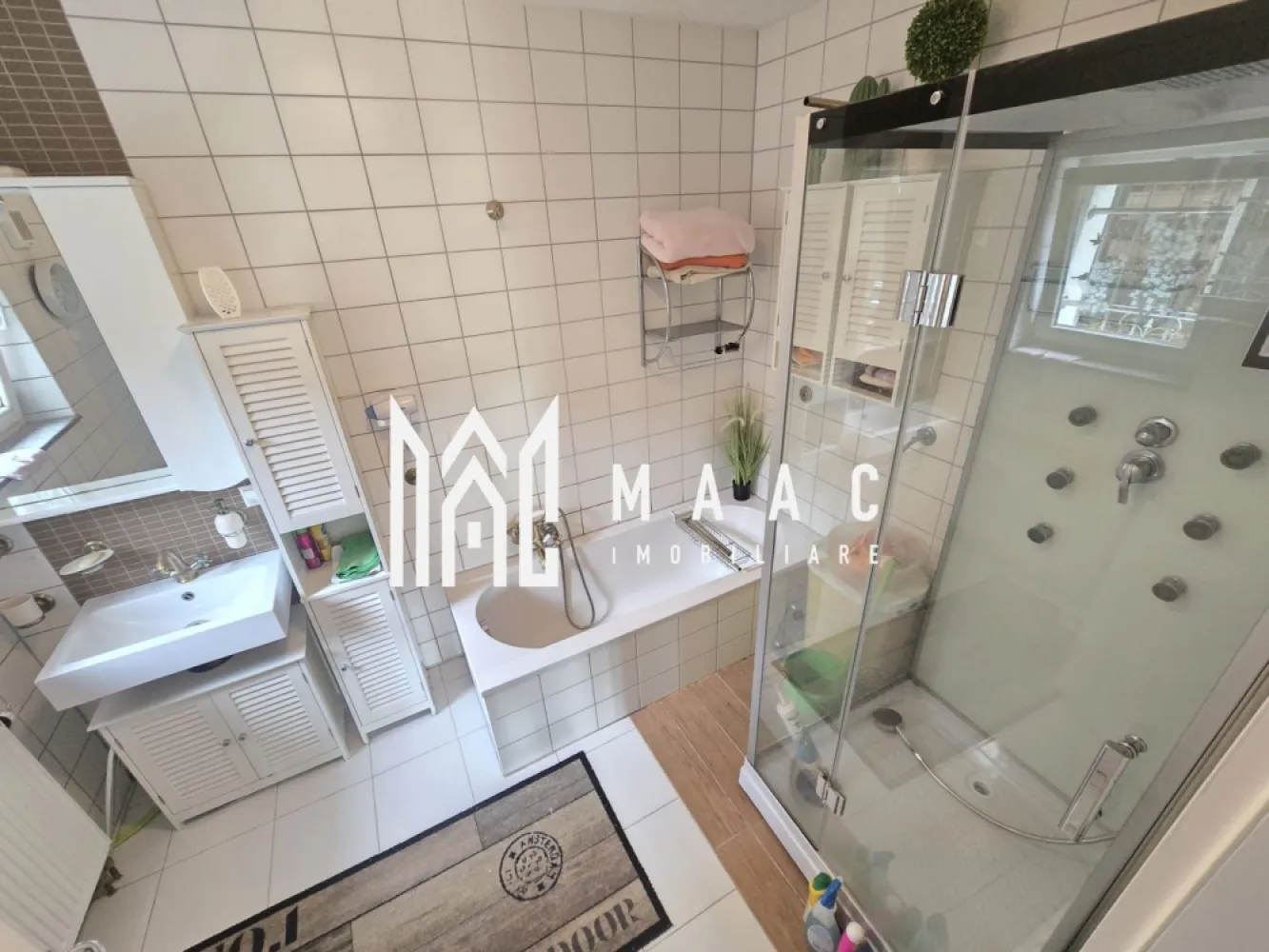 Apartament 2 camere superb cu gradina zona Sub Arini