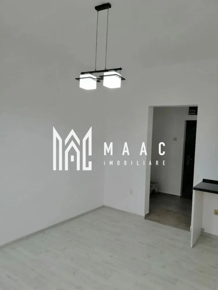 Garsoniera | Troianu | 22 MPU - MAAC Imobiliare vă propune spre vânzare o garsonieră cochetă, situată în zona Lenin Sud, amplasată la etajul 4 din 4 al unui imobil prevăzut cu acoperiș. Proprietatea are o suprafață de 22 mp și reprezintă o alegere excelentă atât pentru locuit, cât și pentru investiție, fiind recent renovată și pregătită pentru mutare imediată. Garsoniera beneficiază de un interior practic și luminos, cu finisaje moderne și o compartimentare eficientă, ideală pentru confortul zilnic.
De mentionat este ca blocul nu este racordat la gaze , incalzirea este centralizata ,in bloc se folosec centrale curent sau boiler electric
Locuința este amplasată într-o zonă liniștită și accesibilă, cu acces rapid către magazine, transport în comun și alte facilități importante pentru viața de zi cu zi. Datorită poziționării și costurilor reduse de întreținere, proprietatea este potrivită atât pentru închiriere imediată, cât și pentru utilizare personală.
Caracteristici:
-Garsonieră renovată
-Suprafață de 22 mp
-Etaj 4 din 4
-Bloc cu acoperiș
-Zonă liniștită și accesibilă
-Ideală pentru investiție sau locuire
Avantaje:
-Poziționare bună în zona Lenin Sud
-Acces rapid către magazine, transport și alte facilități
-Bloc cu acoperiș
-Costuri reduse de întreținere
-Ideală pentru închiriere sau locuință personală
-Disponibilă imediat

Pentru mai multe detalii și programarea unei vizionări, vă rugăm să menționați la telefon numărul CP3078280.