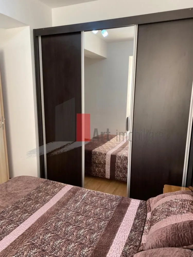 Apartament cu 2 camere de inchiriat-13 Septembrie-Sebastian-Prosper-cu centrala - Apartament cu 2 camere de inchiriat, in bloc nou, construit in 2017, complet mobilat, cu balcon deschis, centrala, aer conditionat, 2 TV, bucatarie inchisa, etajul 3 din 12, cu doua lifturi, balcon, suprafața 60 mp, Mega Image la parter, paza, sebastian intersecție cu 13 Septembrie- Piata Prosper. Metrou în apropiere, Academia Militară la 500 de metri, metrou la maxim 10 minute