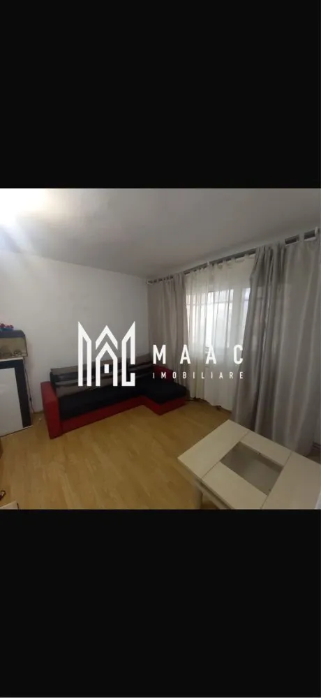 Apartament 2 camere | Etajul 2 | Balcon | Medias - MAAC Imobiliare vă propune spre vânzare un apartament cu 2 camere, situat în Mediaș, la etajul 2 din 4 al unui imobil bine întreținut, ideal atât pentru locuit, cât și pentru investiție.

Locuința are o suprafață utilă de 54 mp și este compartimentată practic și eficient, fiind compusă din:

living luminos
dormitor confortabil
bucătărie
baie
hol de acces
balcon

Apartamentul este poziționat la etaj intermediar (pe mijloc), oferind un confort termic sporit. Proprietatea beneficiază de pivniță și loc de parcare în fața blocului.

Imobilul este construit din cărămidă și dispune de acoperiș din țiglă. Un alt avantaj important îl reprezintă amplasarea excelentă, vis-a-vis de Sala Polivalentă, într-o zonă liniștită și cu acces facil către magazine, școli, mijloace de transport și alte puncte de interes.

Pentru mai multe informații sau pentru programarea unei vizionări, vă stăm cu drag la dispoziție!
Vă rugăm să specificați codul proprietății: CP3075360